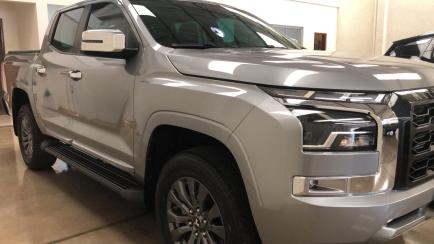Mitsubishi Triton 2.4 D HPE 4WD (Aut)