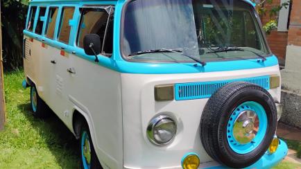 Volkswagen Kombi Furgão 1.6