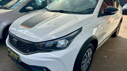 Fiat Argo 1.3 Trekking CVT (aut)