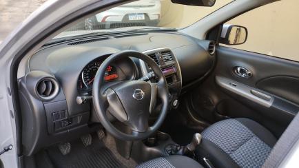 Nissan March 1.0 12V S (Flex)