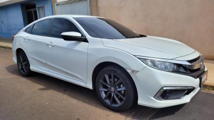 Honda Civic 2.0 LX CVT