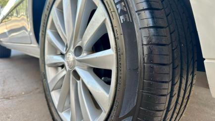 Volkswagen Gol 1.6 VHT Comfortline (Flex) 4p