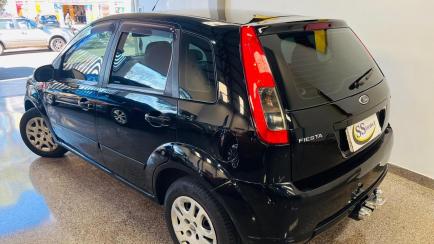 Ford Fiesta Hatch 1.6 (Flex)