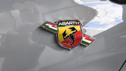 Fiat Fastback Abarth Fastback 1.3 Turbo 270 Abarth (Aut)