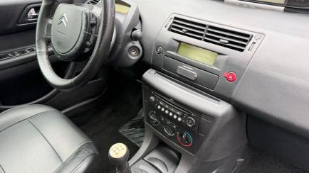 Citroën C4 GLX 1.6 (flex)