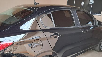 Fiat Cronos 1.3 Drive (Flex)