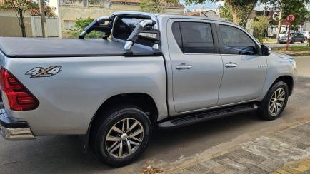 Toyota Hilux Cabine Dupla Hilux 2.8 TDI SRX CD 4x4 (Aut)