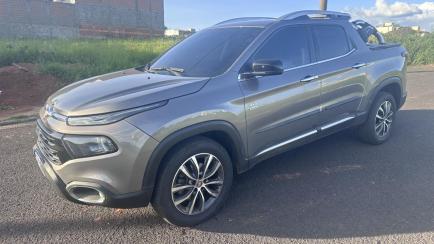 Fiat Toro 2.0 TDI Volcano 4WD (Aut)