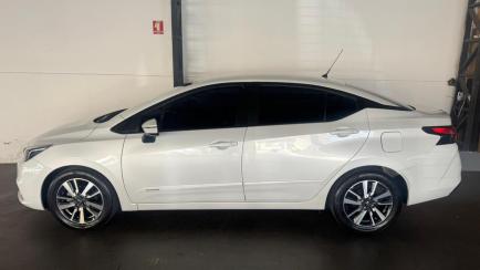 Nissan Versa 1.6 Advance CVT
