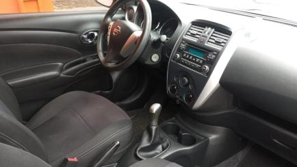 Nissan Versa 1.6 16V SL