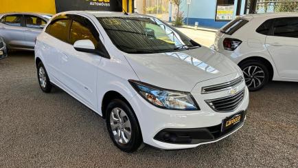 Chevrolet Onix 1.4 LT SPE/4