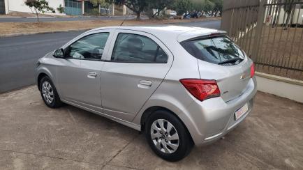 Chevrolet Onix 1.0 (Flex)