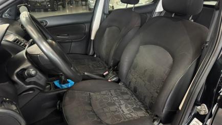 Peugeot 207 Hatch XR 1.4 8V (flex) 4p