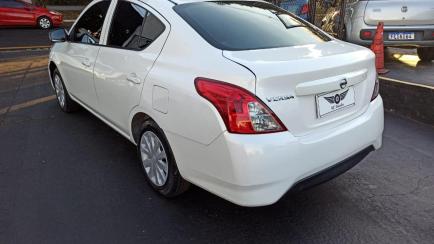 Nissan Versa 1.0 Conforto (Flex)