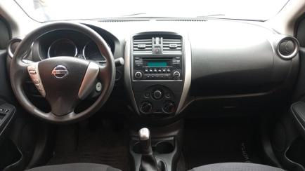 Nissan Versa 1.6 16V SL