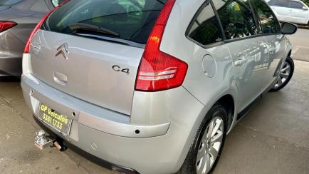 Citroën C4 Exclusive 2.0 (flex)