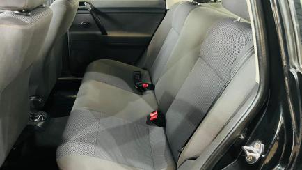 Volkswagen Polo Hatch. Sportline 1.6 8V (Flex)