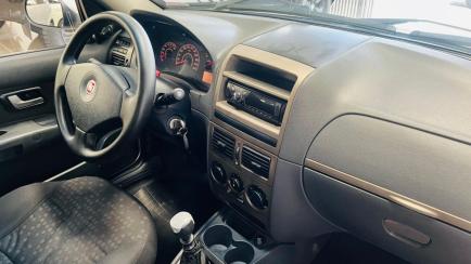 Fiat Palio Attractive 1.4 8V (Flex)